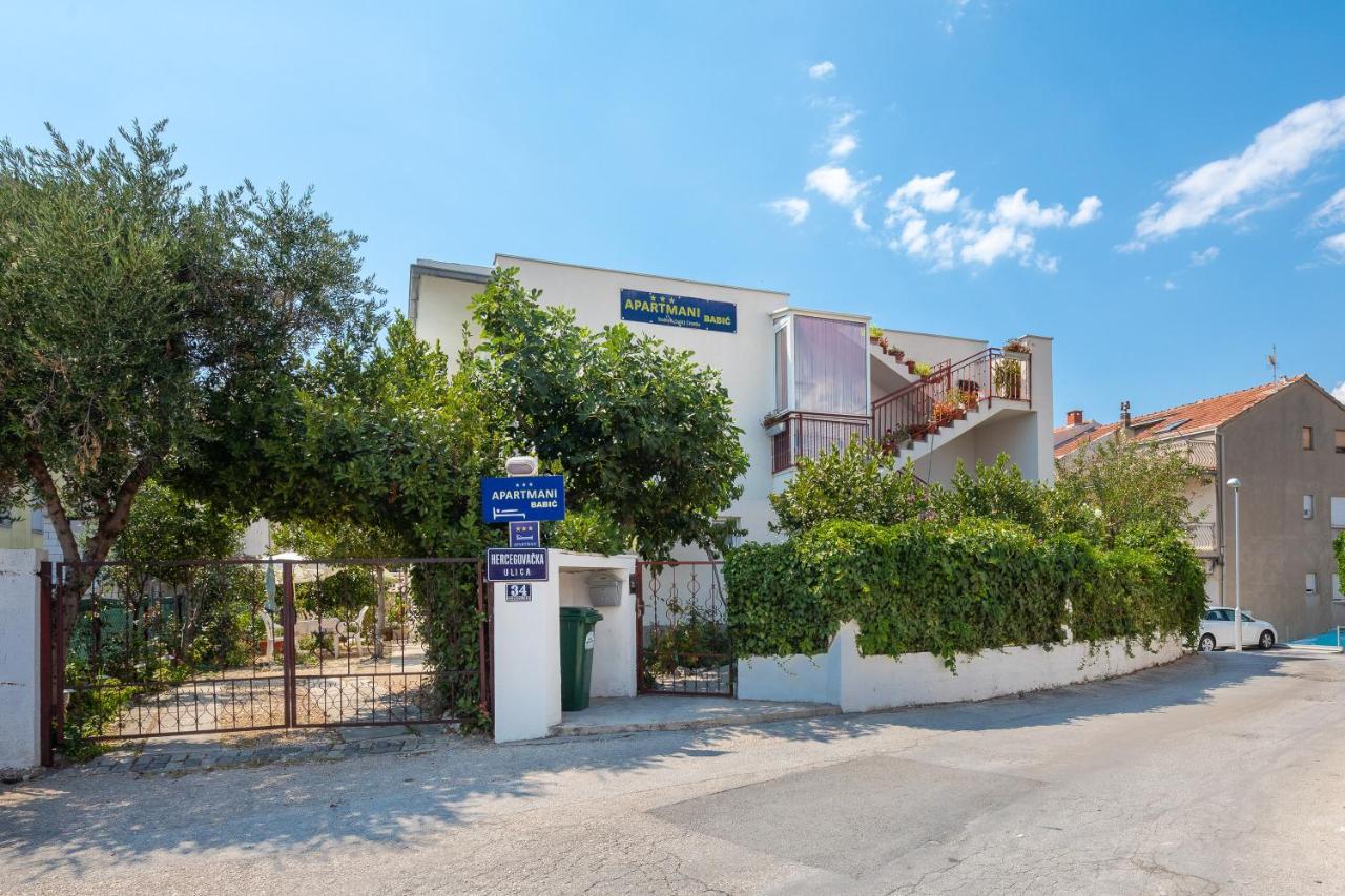 Leilighet A1 - Near With Patio Parking And Grill Split